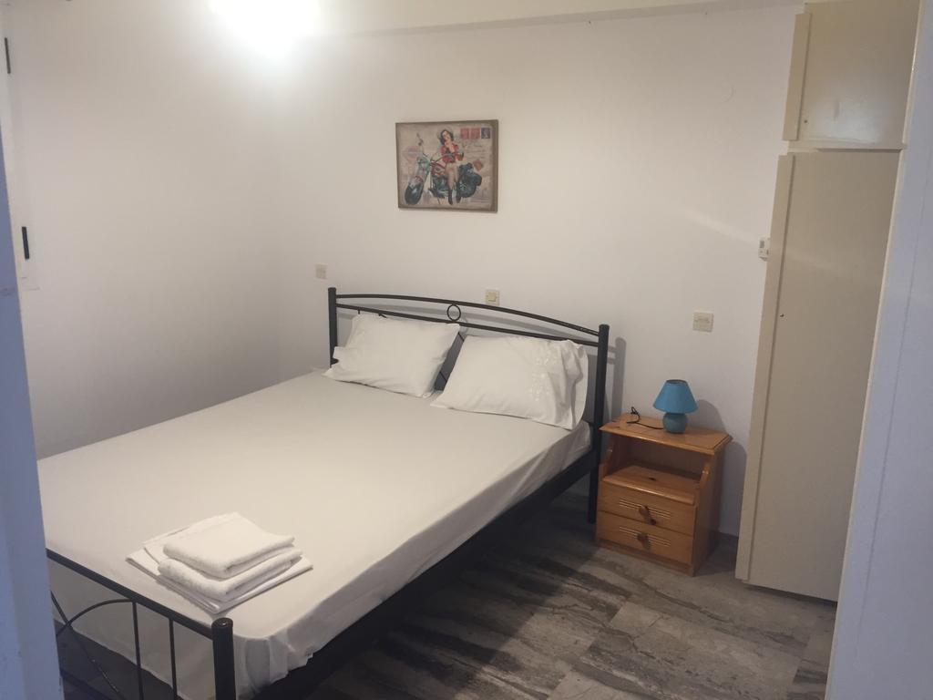 Sapfo Studios Lefkada Town Bagian luar foto